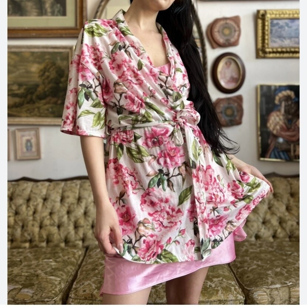 Show‎ Me Your Mumu Floral Short Sleeve Belted Robe Pink Green Womens One Size